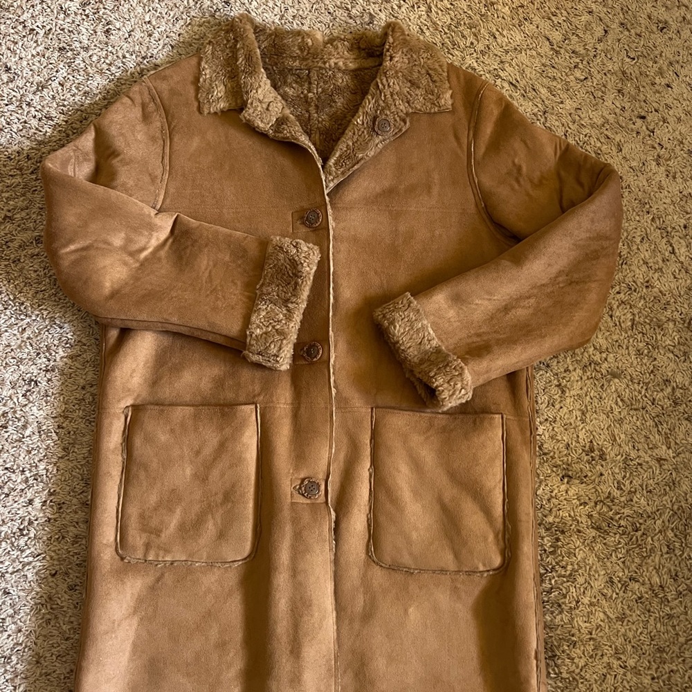 90s Women's Tan Faux Suede Coat with Faux Fur Lining size Large